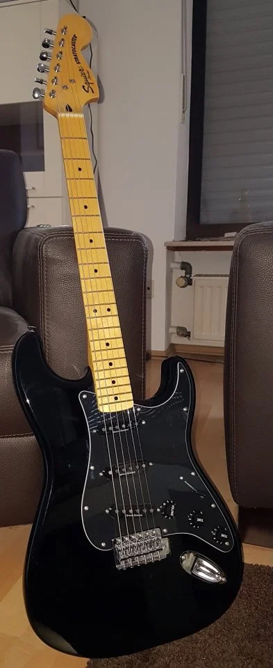 Squier Stratocaster_Fender Duo Sonic 002_K.jpg