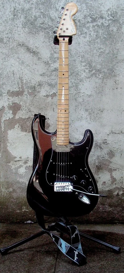 Squier Vintage Modified 70s SSS MN BLK 2018.webp