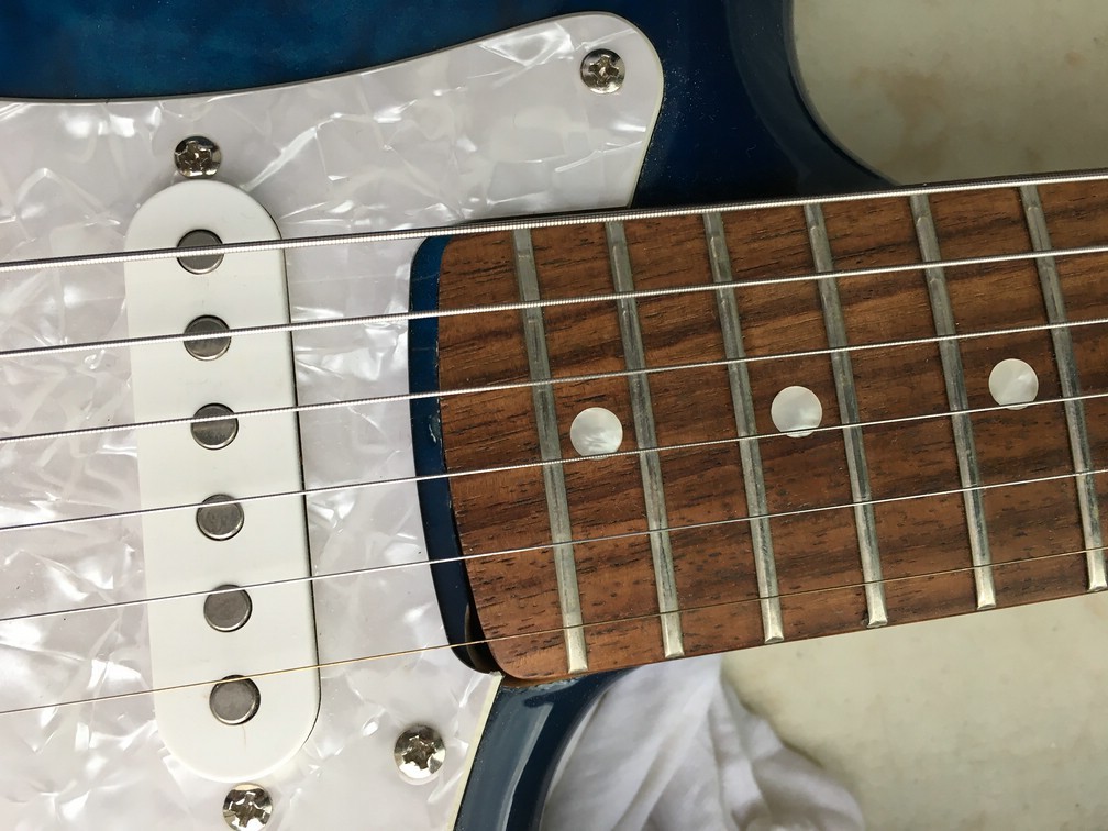 Squier2.jpg