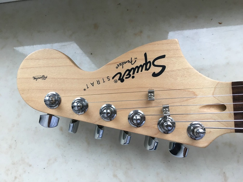 Squier5.jpg