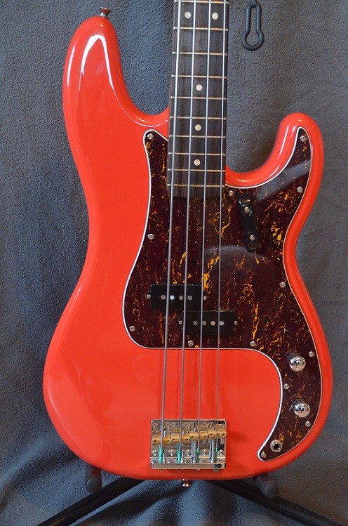 Squier_CV60_Body.jpg