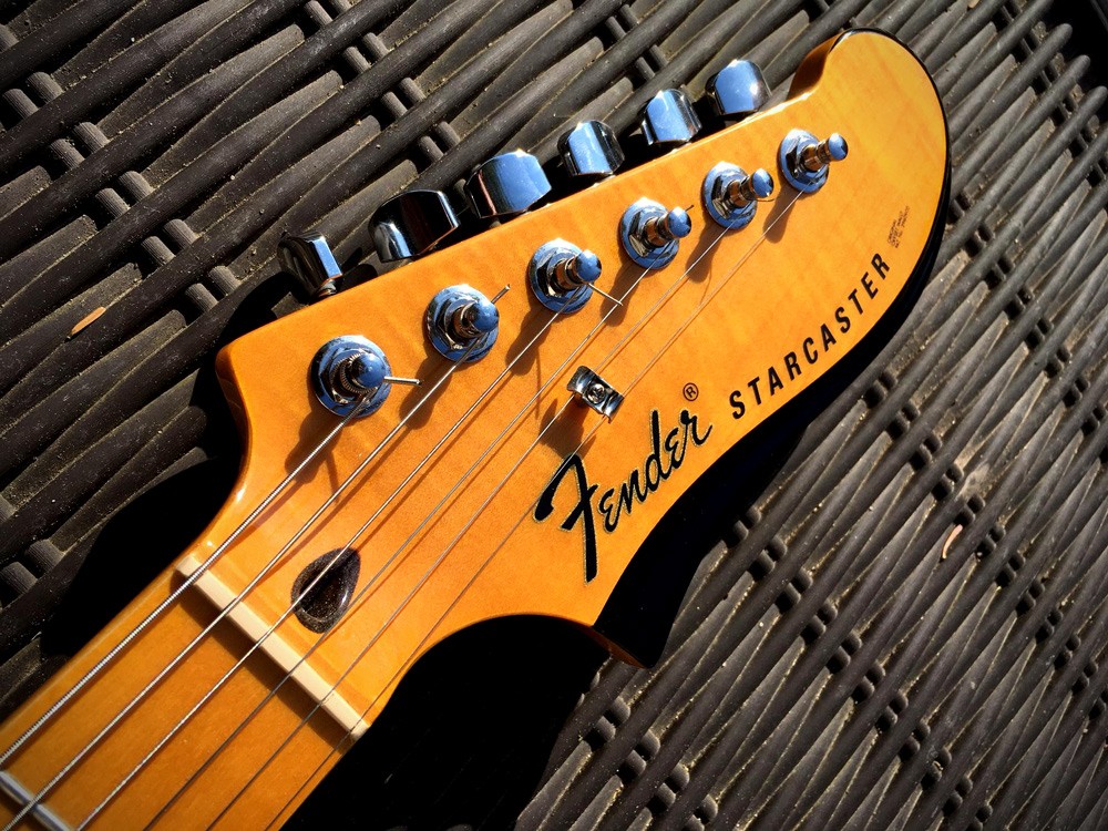 starcaster2.jpg