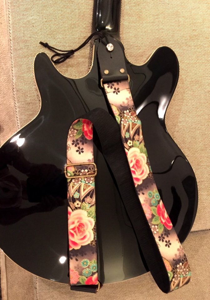 strap1.jpg