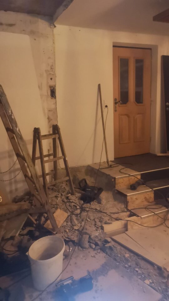 Studio19.jpg