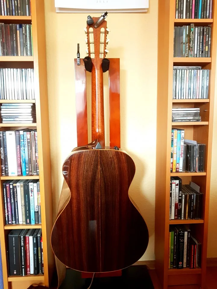 Taylor 712e 12-fret_2.jpg