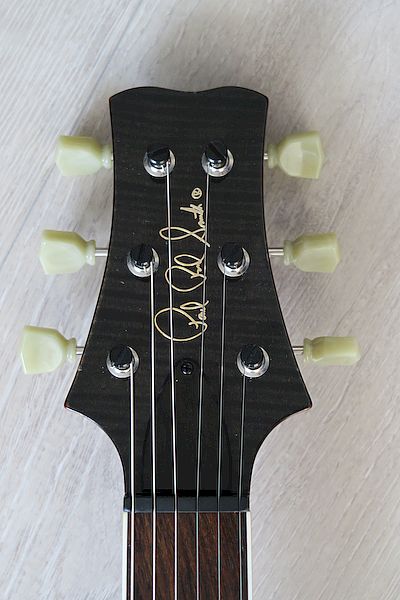 Ted McCarty DC 245 Headstock.jpg