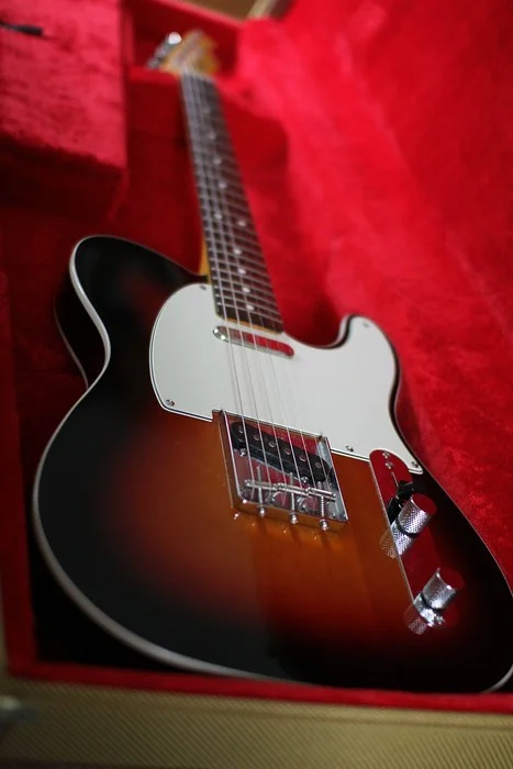 tele-cv60.jpg