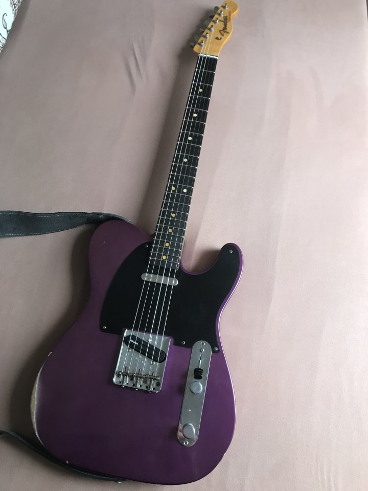 Tele_purple_1.jpg