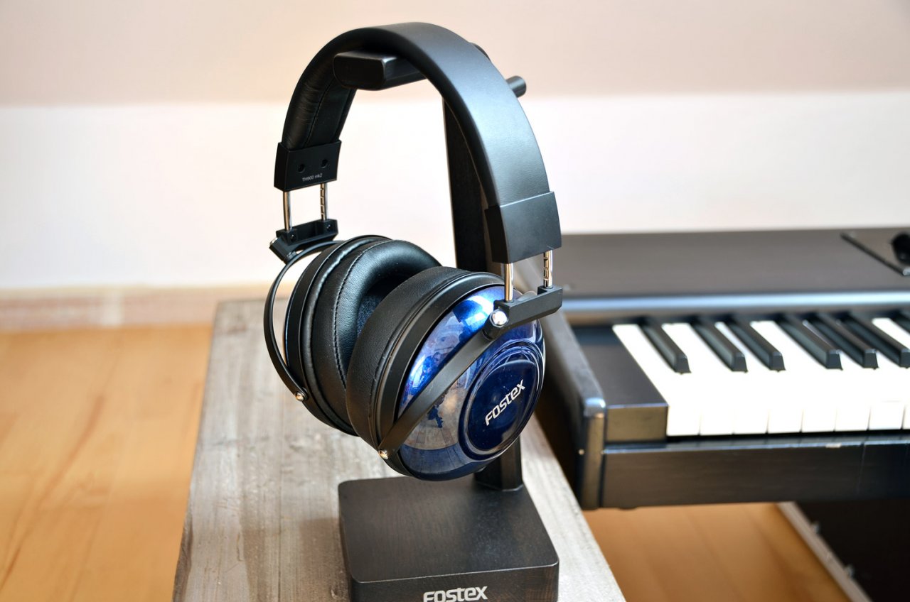 TH900-SpecialEdition_01.jpg