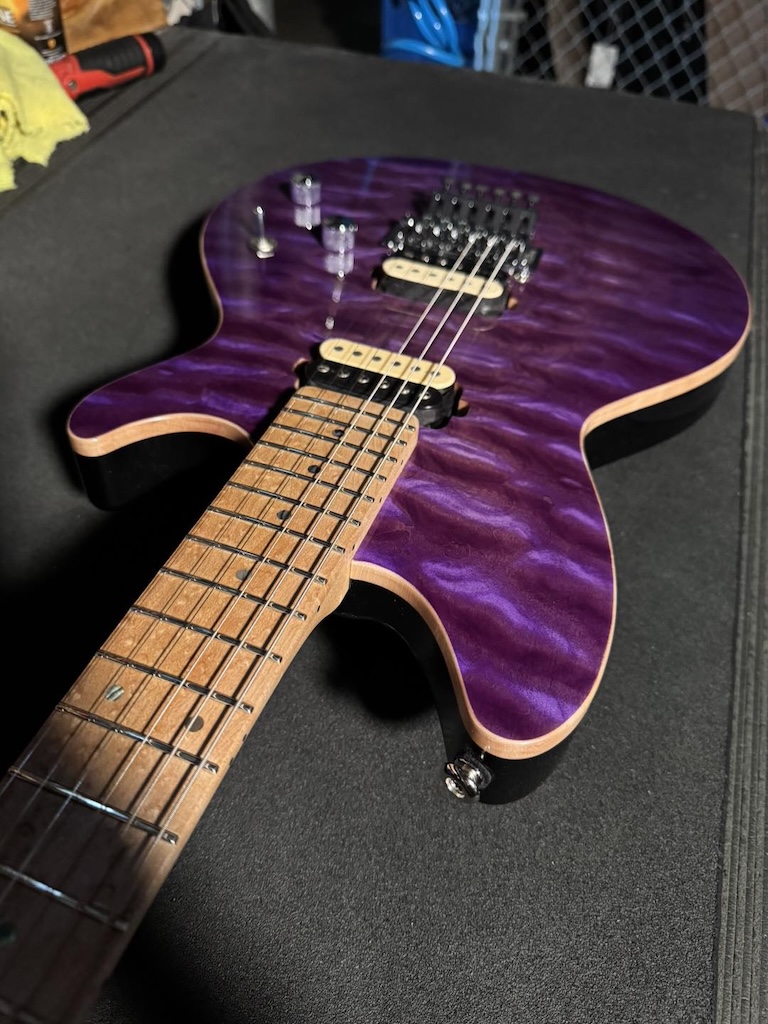The G-200 style body with deeper treble-side cutaway has been built-3.jpg