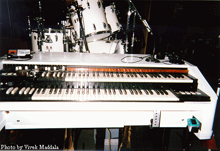 Tom_Scholz_hammond.gif