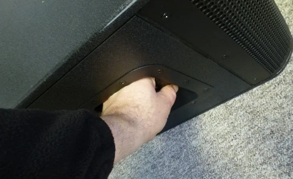 tragen Rückhand.webp