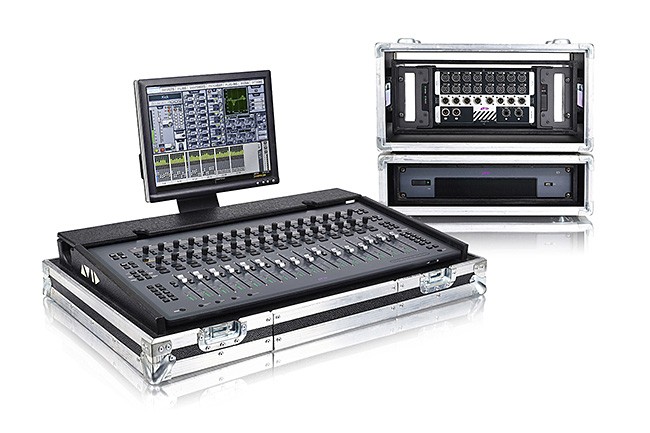 VENUE_S3L-X_System_mit_Roadcase.jpg