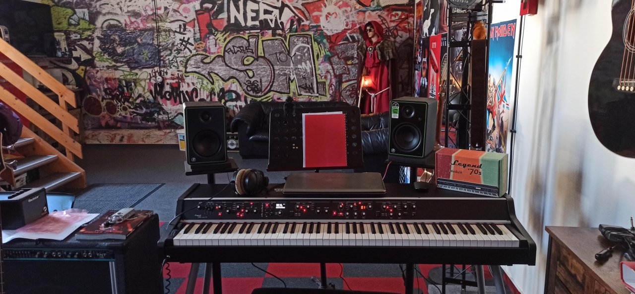 Viscount Legend 70s Artist W Musiker Board