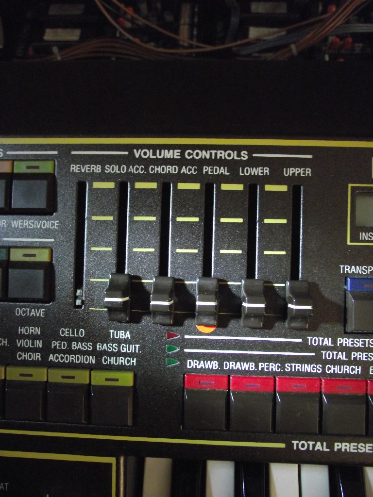 Volume controls.jpg