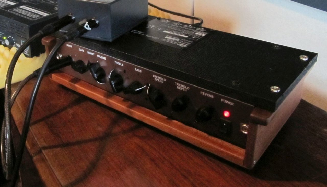 VOX Pathfinder 15r ser.no. 007272 ohne Speaker.jpg
