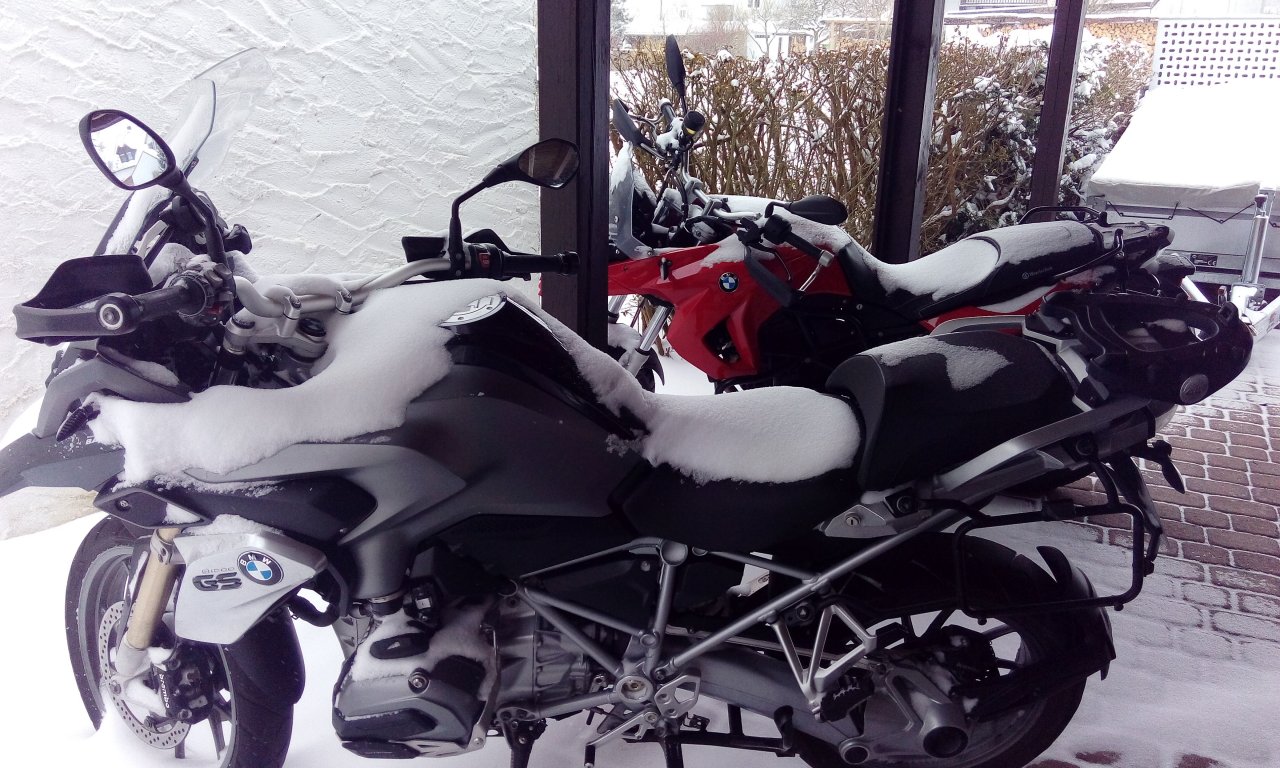 Winter_Motorrad1.jpg