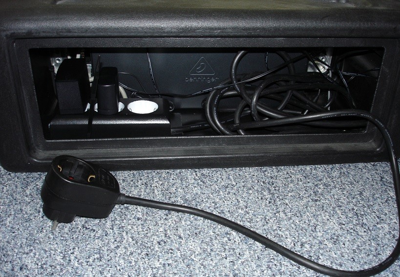 XR18CaseRear.jpg