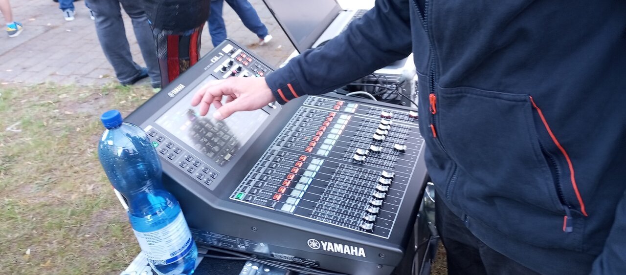 Yamaha QL1.jpg