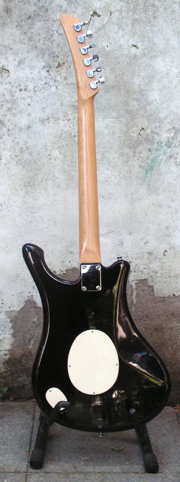 Yamaha SVG 300, Feb. 2000 back.jpg