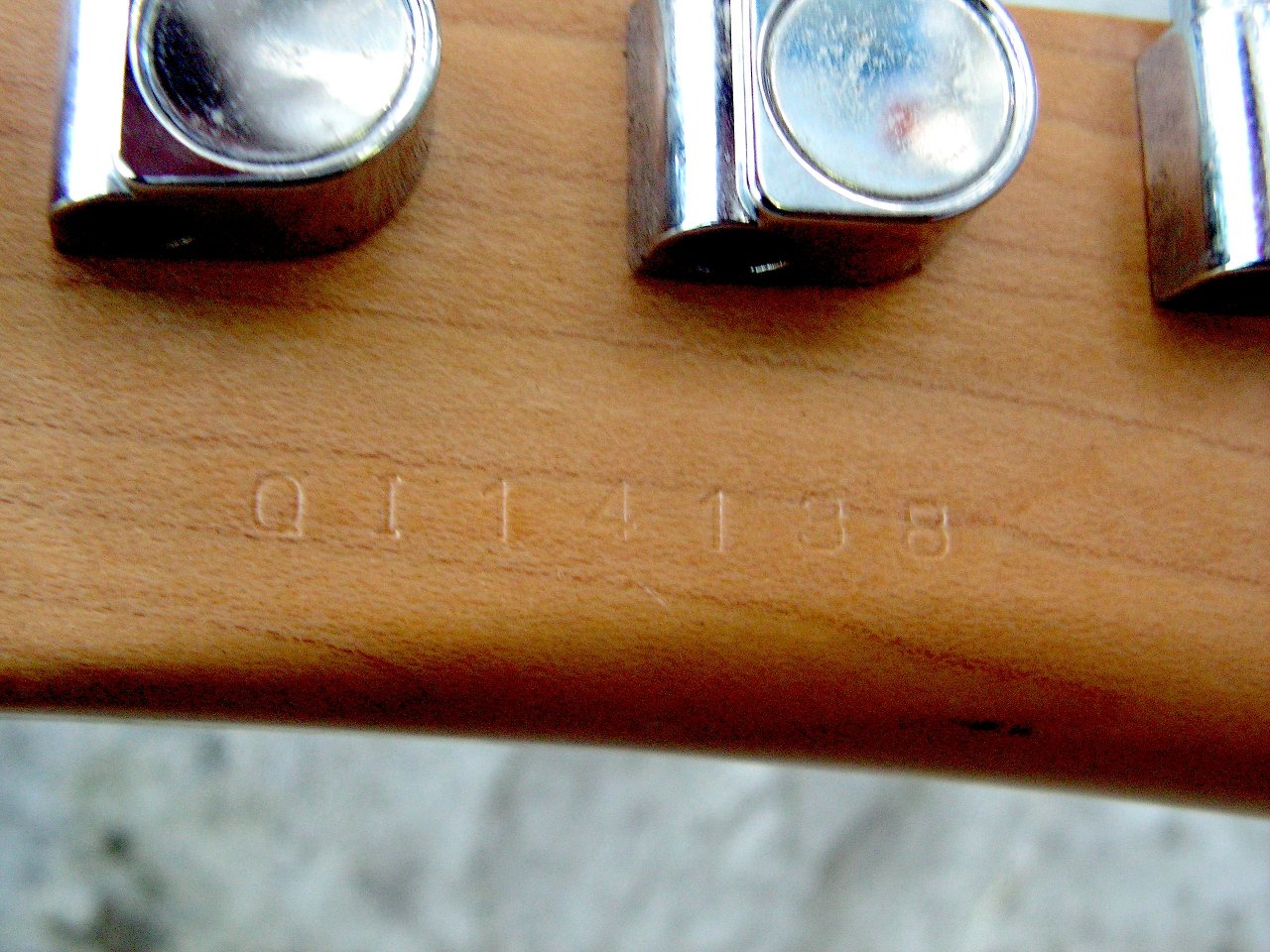Yamaha SVG 300, QI 14138 serial.jpg