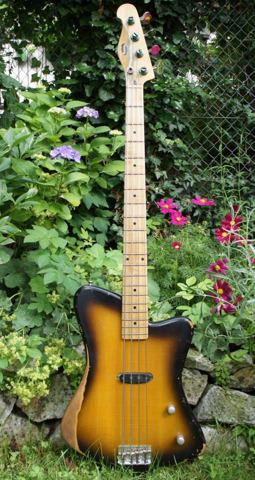 Zeitgeist Bass.jpg