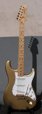 stratgoldgoldcomp.webp