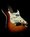 American_Deluxe_Stratocaster_RW_3_Tone_Sunburst_DZ9345244_1.jpg