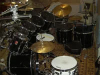 Drums-Left-800-600_27-05-2005.webp