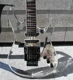 05.body-front.webp 05.body-front.webp