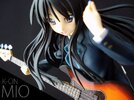 mio_akiyama__k_on__by_kurokikyou-d5clya4.jpg