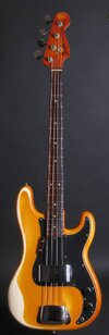 Fender75PbassOW626685_1Kopie.jpg