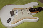 130414-2127_2443_Fender-Roadworn-Strat.jpg
