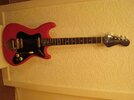 neuwertige_e_gitarre_triumphator.jpg