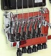 Washburn HM-5V Tremolo-Musiker Board 2.jpg Washburn HM-5V Tremolo-Musiker Board 2.jpg