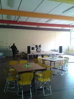 Kleine Aula von weiter weg.webp