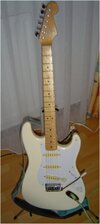 Strat3.jpg