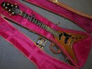 Gibson V2.jpg