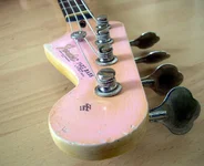 headstock-perpektive.webp