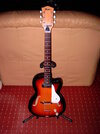 Framus Studio Electric les paul sunburst 1.JPG