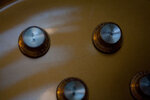 131207-1148_2973_94-Classic-Goldtop.jpg