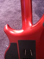 Music Man - Majesty Red HalsÃ¼bergang.webp