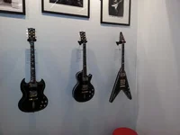 Gibson Blackies_2.webp