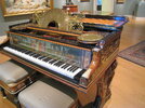 800px-Clark_Art_Institute_-_piano_a.JPG