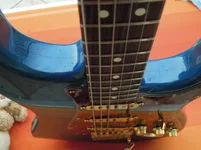 Strat b.webp Strat b.webp
