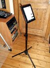 ipad_stand_01.jpg ipad_stand_01.jpg