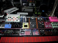 Studio2014-007.webp