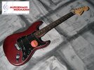 Squier st red stin.jpg