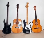 Gitarren (klein) 4.webp