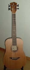 Kahuna CLU-Bass Ukulele